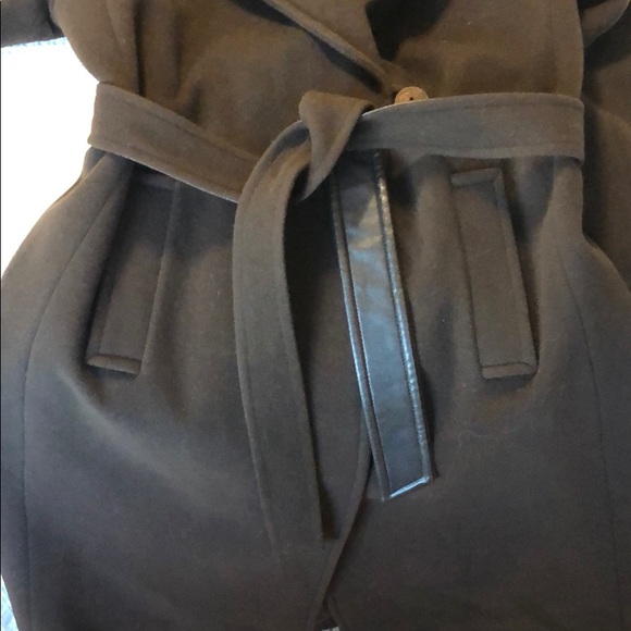 Gorgeous wool trench coat - Picture 8 of 8